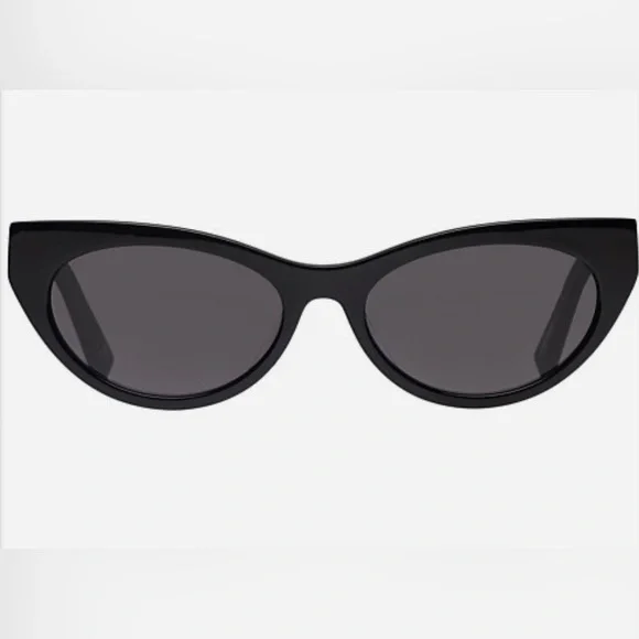 Le Specs bunny hop sunglasses - black - EUC